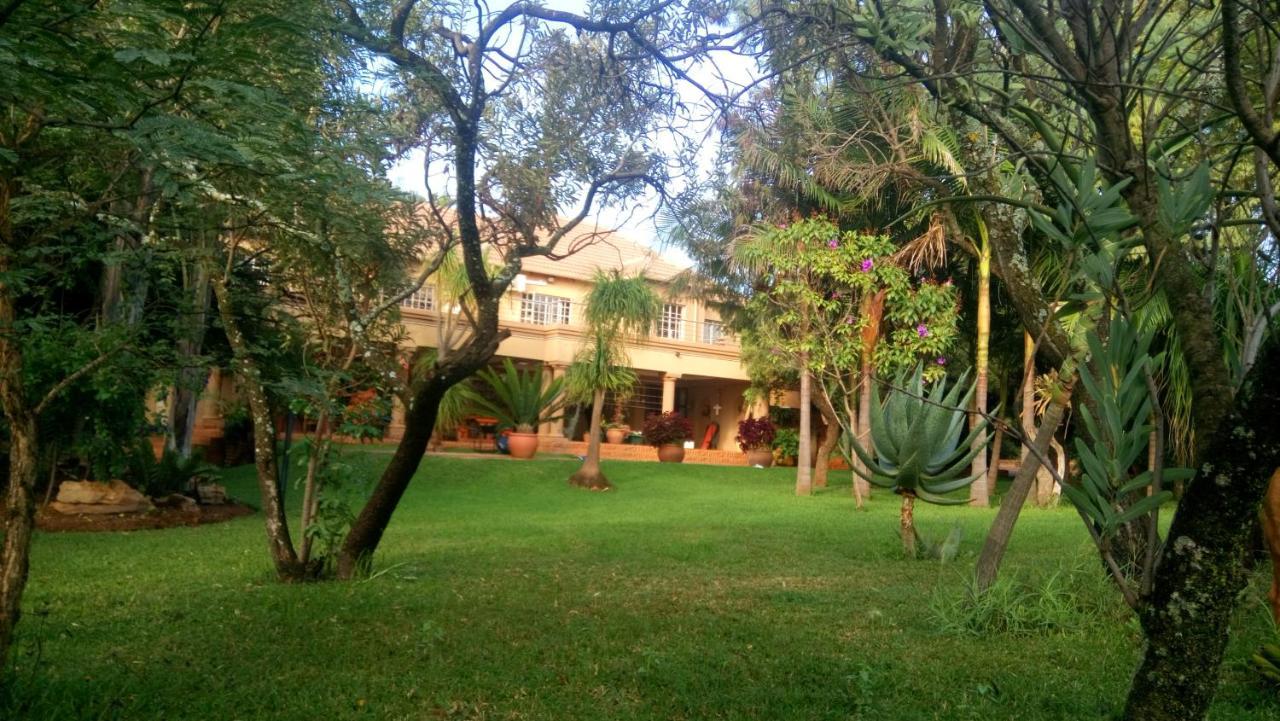 Suikerbosrant Sleep And Go Bed and Breakfast Pretoria-Noord Buitenkant foto