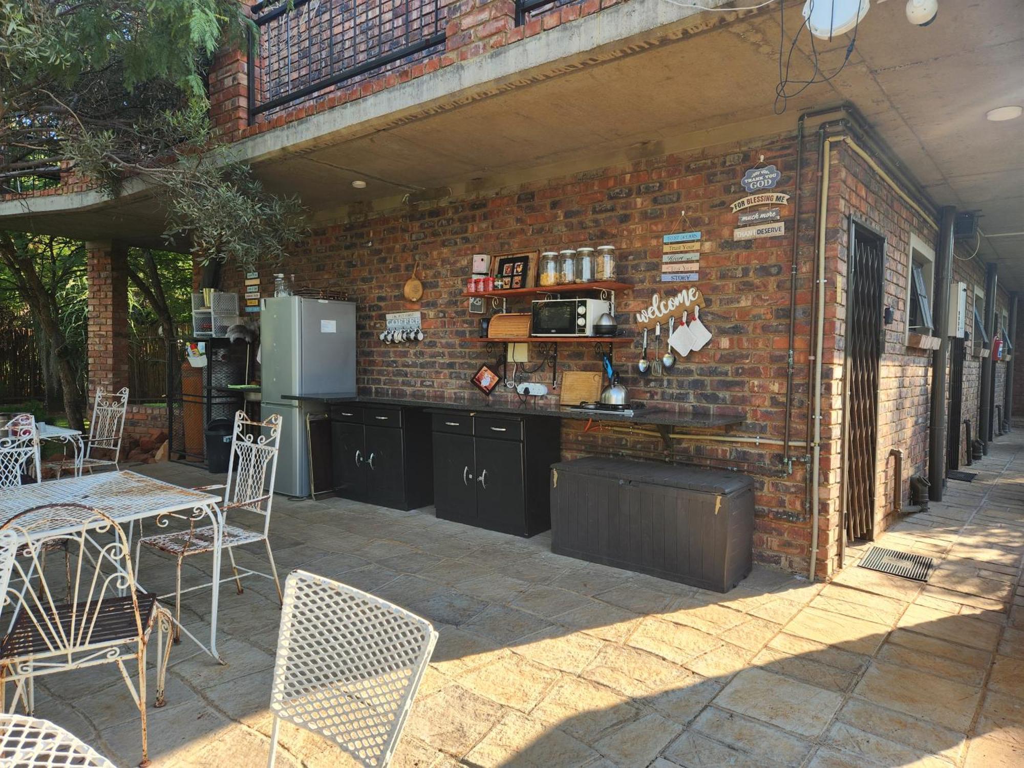 Suikerbosrant Sleep And Go Bed and Breakfast Pretoria-Noord Buitenkant foto