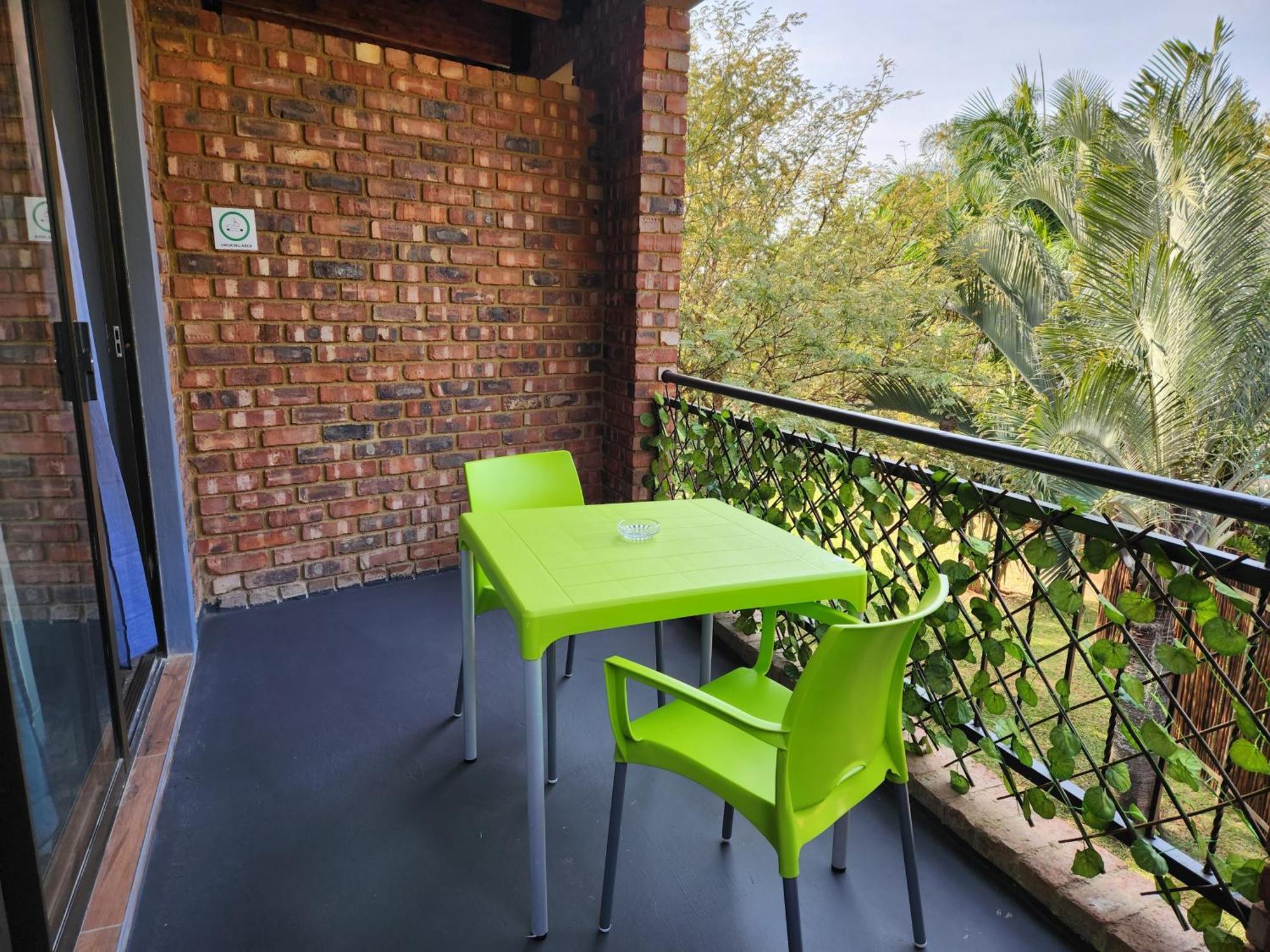 Suikerbosrant Sleep And Go Bed and Breakfast Pretoria-Noord Buitenkant foto
