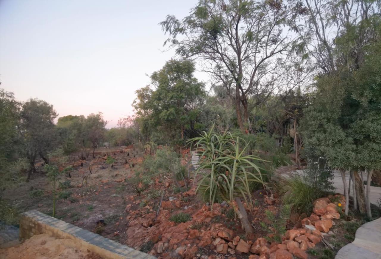 Suikerbosrant Sleep And Go Bed and Breakfast Pretoria-Noord Buitenkant foto