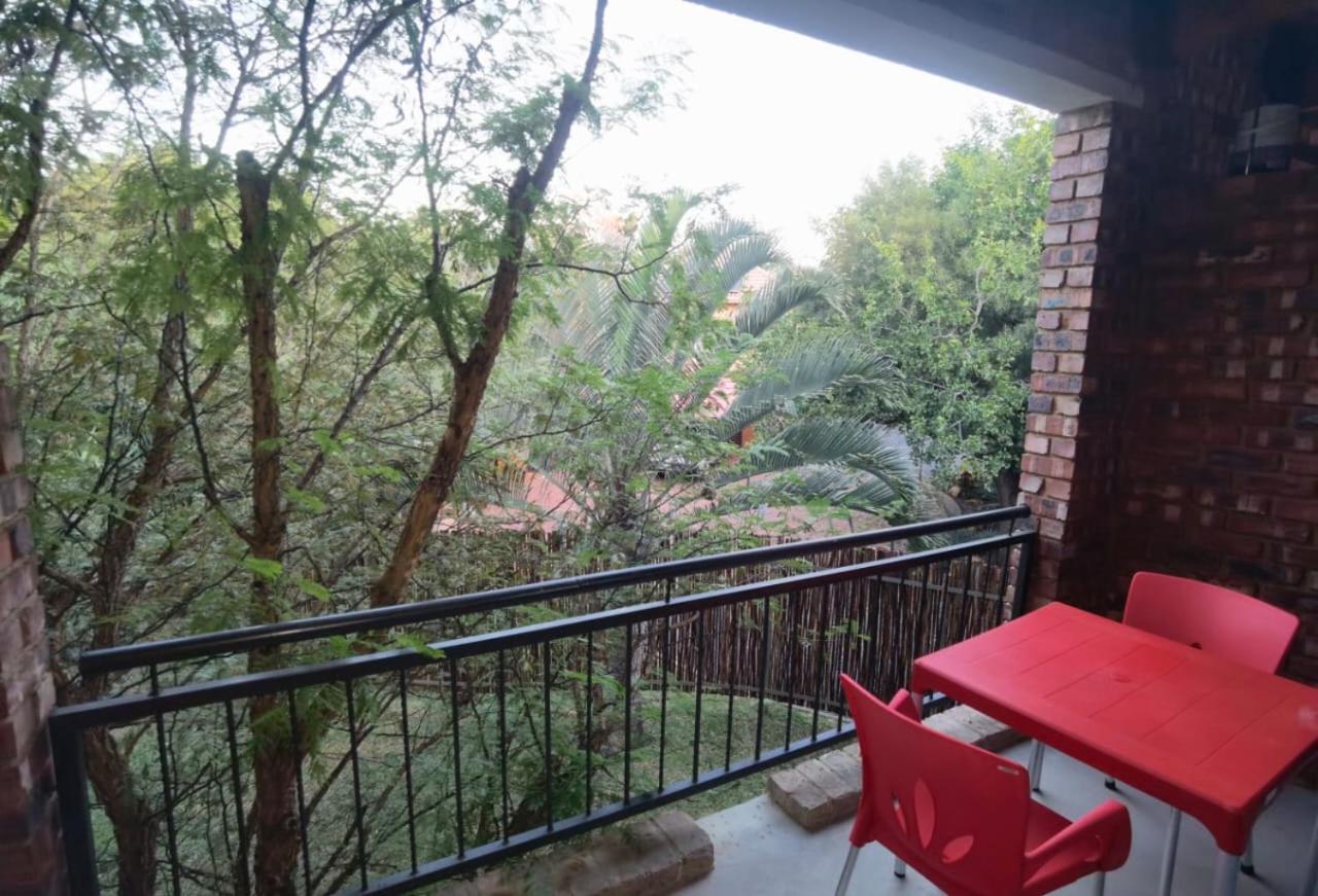 Suikerbosrant Sleep And Go Bed and Breakfast Pretoria-Noord Buitenkant foto
